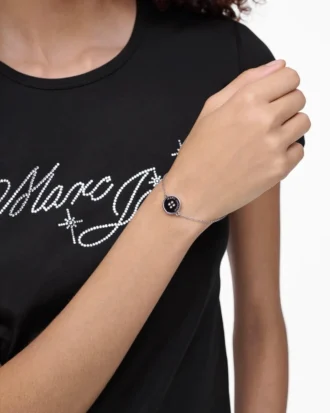 Das Knopfkettenarmband