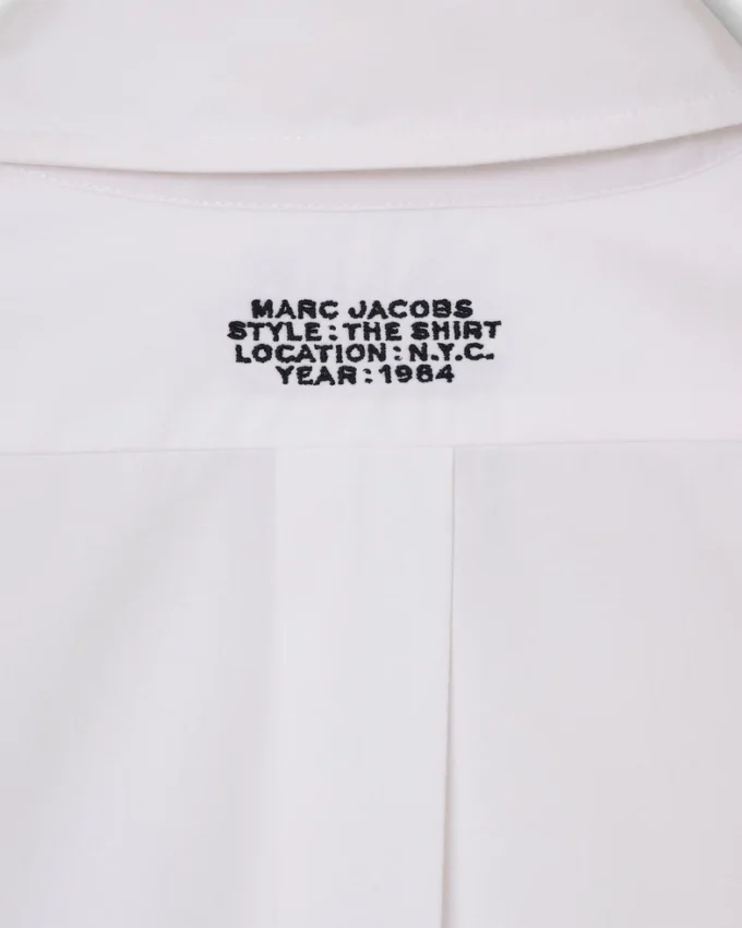 DAS KURZE FEMME-SHIRT DAS KURZE FEMME-SHIRT