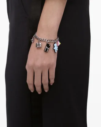 Das Sticker-Charm-Armband