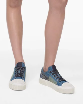 Der dekonstruierte Denim-Sneaker