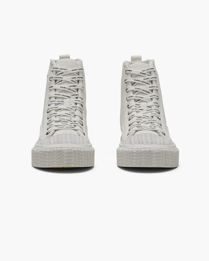 Der High-Top-Sneaker Der High-Top-Sneaker
