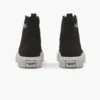 Der High-Top-Sneaker Der High-Top-Sneaker