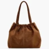 Die Cristina-Tasche aus Wildleder