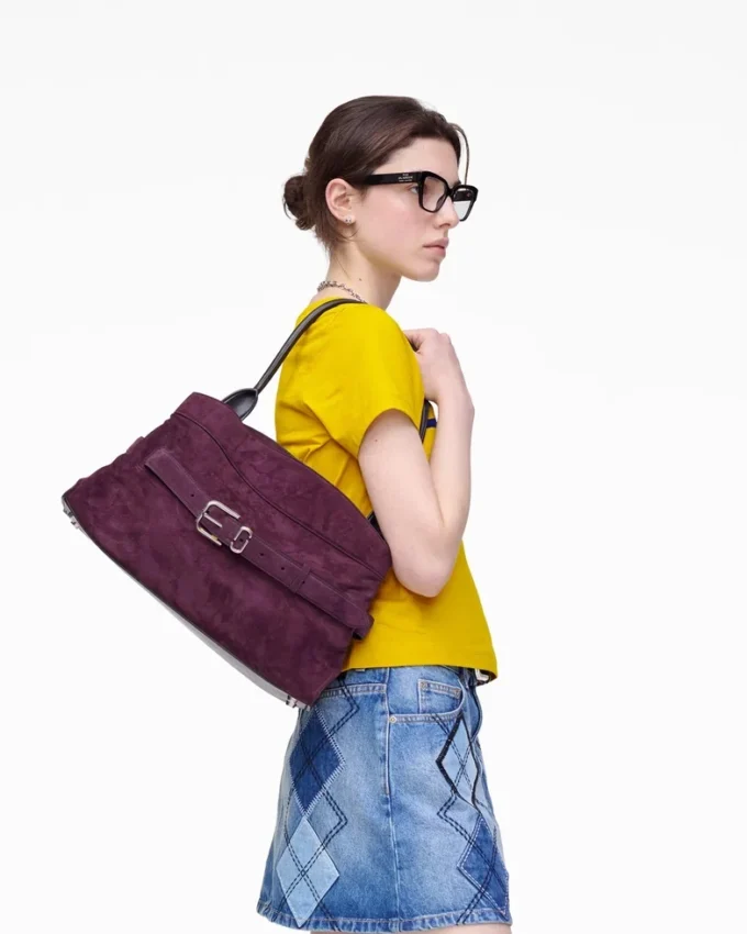 Die Dakota-Tasche aus Wildleder Die Dakota-Tasche aus Wildleder