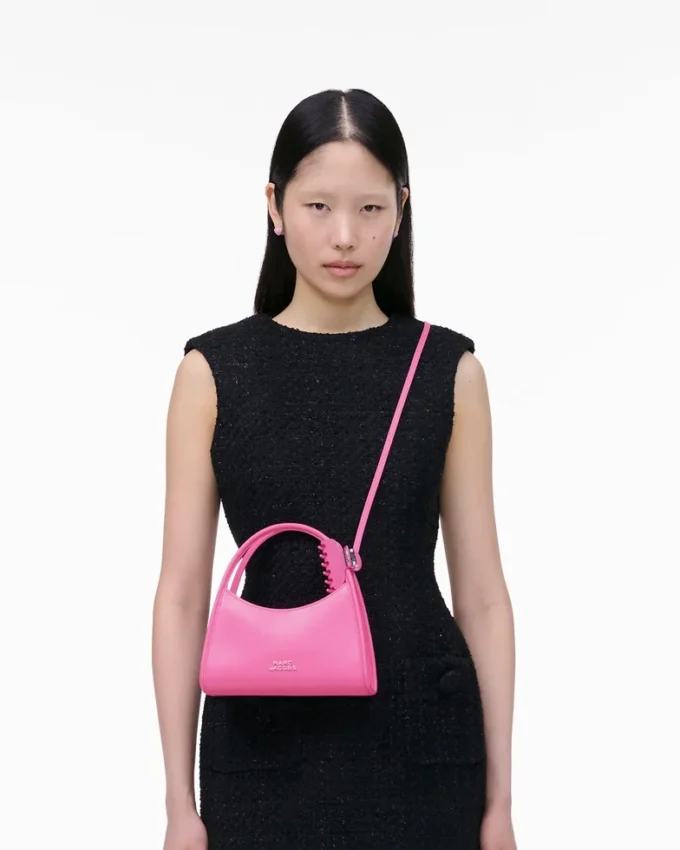 Die Glam Claw Clip Crossbody Bag