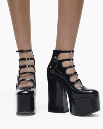 Die Kiki-Stiefelette aus Lackleder