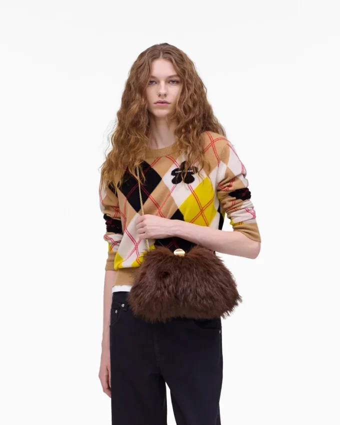 Die kleine Clutch „Faux Fur Glam”