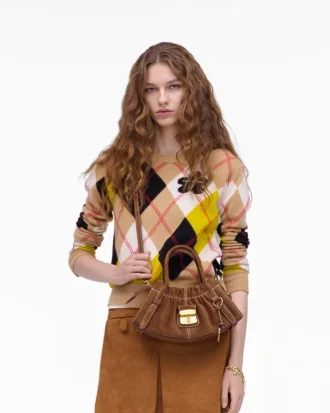 Die kleine Cristina-Tasche aus Wildleder