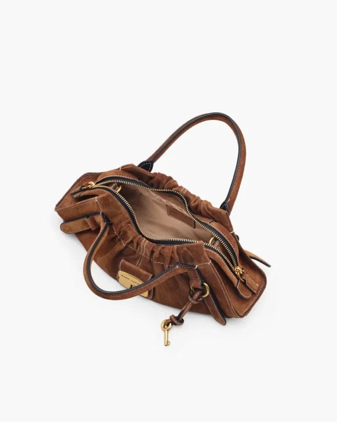 Die kleine Cristina-Tasche aus Wildleder Die kleine Cristina-Tasche aus Wildleder