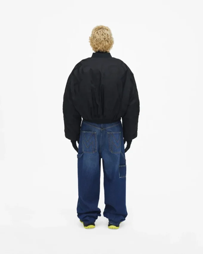 Die kurze Bomberjacke