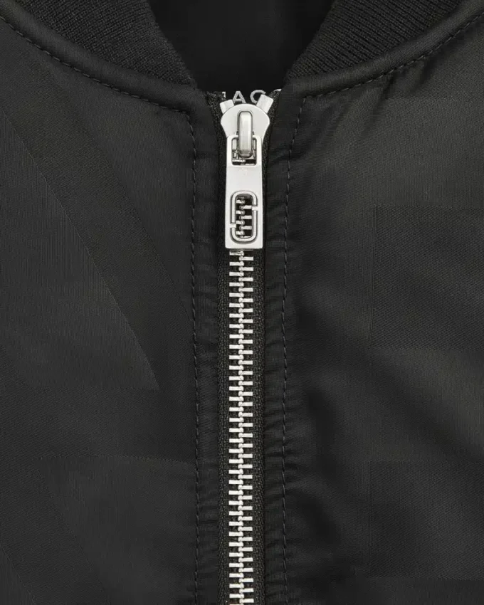 Die kurze Bomberjacke