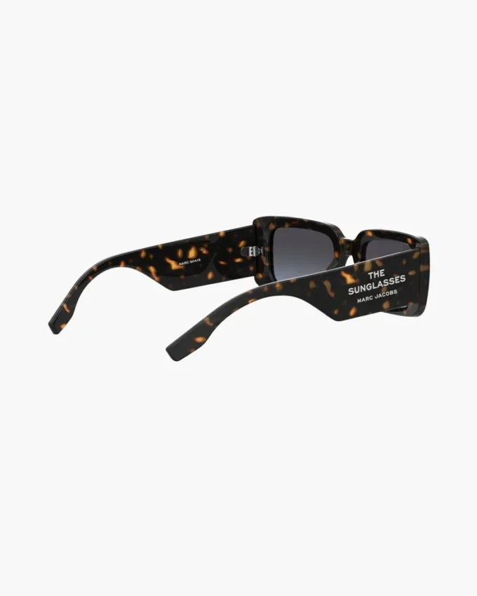 Die rechteckige Sonnenbrille Die rechteckige Sonnenbrille