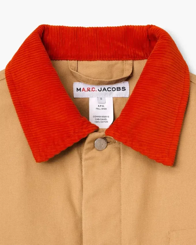 Die Unisex-Jacke „Stoned Canvas” von A.P.C. X Marc Jacobs