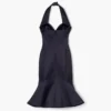 Figurbetontes Satin-Halterkleid