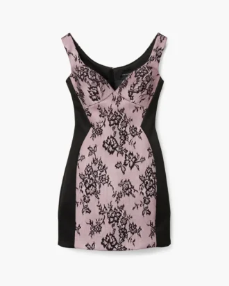 Geformtes Spitzenkleid