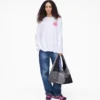 Hattie Stewart X Marc Jacobs Daisy Langarmshirt Hattie Stewart X Marc Jacobs Daisy Langarmshirt