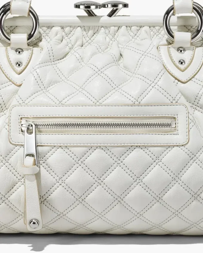 Neuauflage der gesteppten Leder-Stam-Tasche Neuauflage der gesteppten Leder-Stam-Tasche