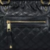 Neuauflage der gesteppten Leder-Stam-Tasche Neuauflage der gesteppten Leder-Stam-Tasche