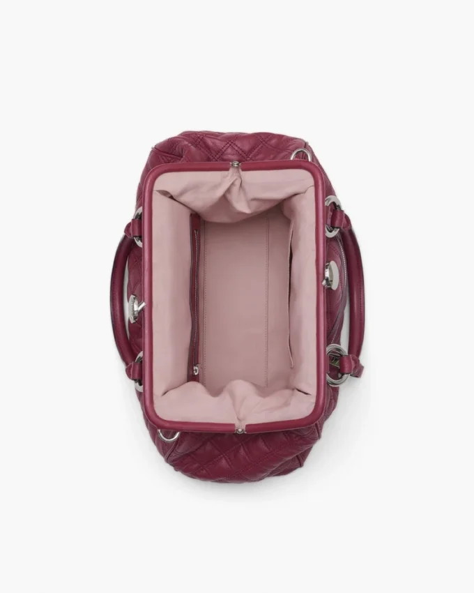 Neuauflage der gesteppten Leder-Stam-Tasche Neuauflage der gesteppten Leder-Stam-Tasche