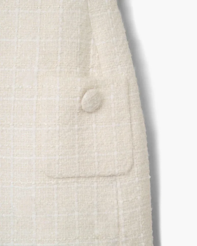 Skulpturales Tweedkleid
