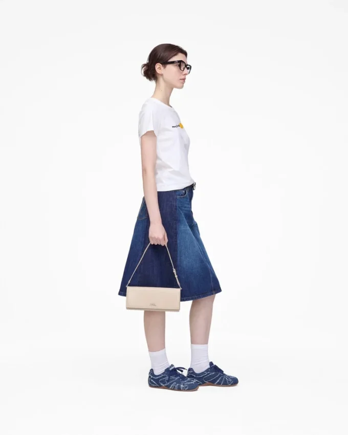 Slim-Fit-T-Shirt mit Daisy-Logo