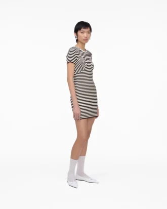 Strickkleid mit Nähten