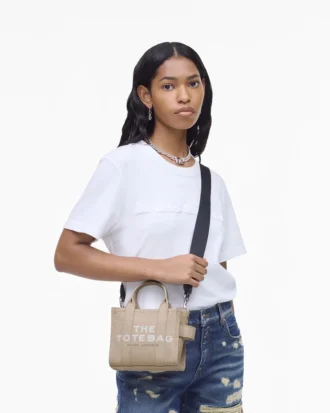 the canvas tote bag 1 1 330x413 - The Canvas Tote Bag