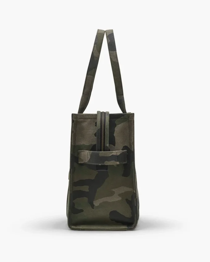 The large Tote Bag from Camouflage Jacquard The large Tote Bag from Camouflage Jacquard