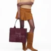 The large Tote Bag made of suede The large Tote Bag made of suede