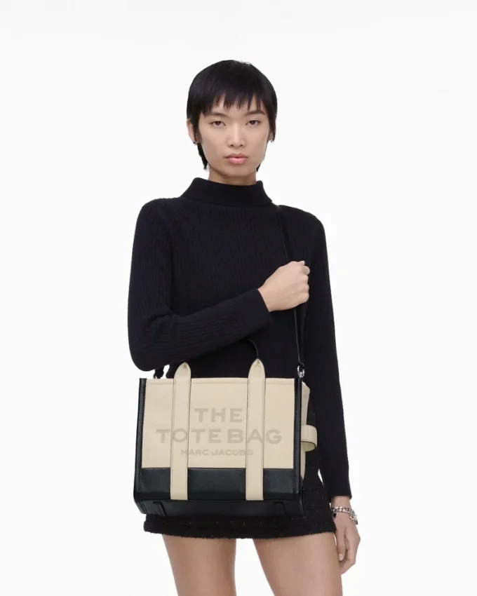 The medium Colorblock Tote Bag The medium Colorblock Tote Bag