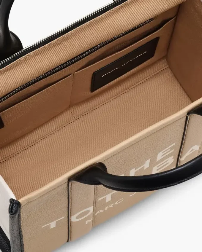 The medium Colorblock Tote Bag The medium Colorblock Tote Bag