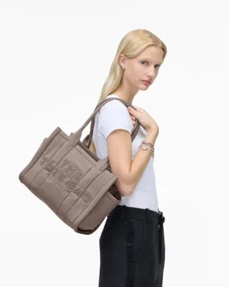 The medium Puffy Nylon Tote Bag