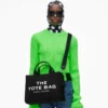 The medium-sized Canvas Tote Bag The medium-sized Canvas Tote Bag