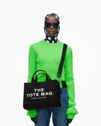 The medium-sized Canvas Tote Bag