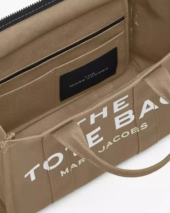 The medium-sized Canvas Tote Bag The medium-sized Canvas Tote Bag