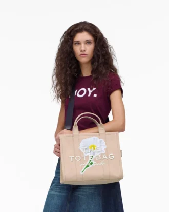 The medium-sized Canvas Tote Bag „Daisy Script”