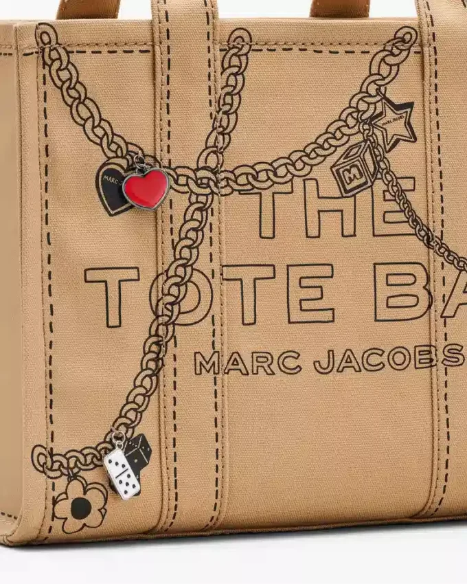 The medium-sized Canvas Tote Bag with Trompe-l’œil charm