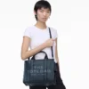The medium-sized Tote Bag made of leather The medium-sized Tote Bag made of leather