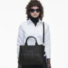 The medium-sized Tote Bag made of leather The medium-sized Tote Bag made of leather