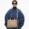 The medium-sized Tote Bag made of leather The medium-sized Tote Bag made of leather