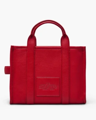 The medium-sized Tote Bag made of leather