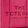 The medium-sized Tote Bag made of leather The medium-sized Tote Bag made of leather