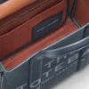 The medium-sized Tote Bag made of leather The medium-sized Tote Bag made of leather