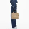 The medium-sized Tote Bag made of leather The medium-sized Tote Bag made of leather