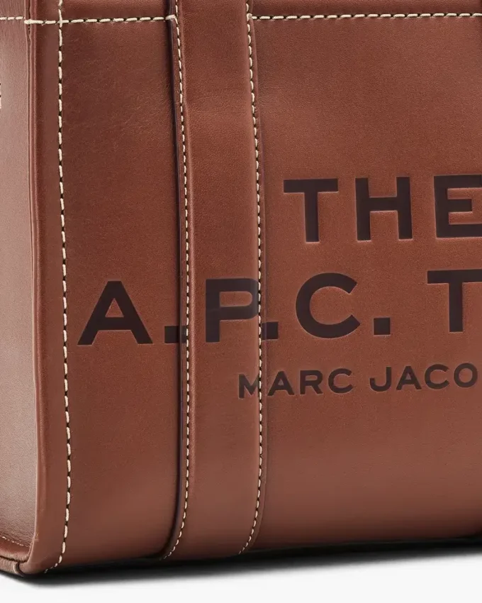 The small leather Tote Bag from A.P.C. X Marc Jacobs The small leather Tote Bag from A.P.C. X Marc Jacobs