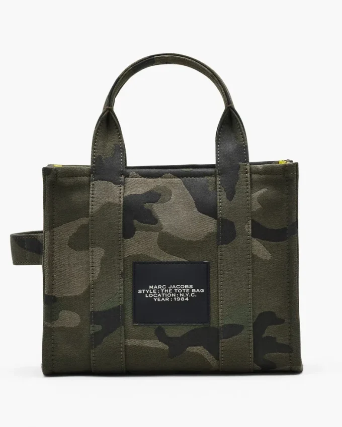 The small Tote Bag made from Jacquard fabric with camouflage pattern The small Tote Bag made from Jacquard fabric with camouflage pattern