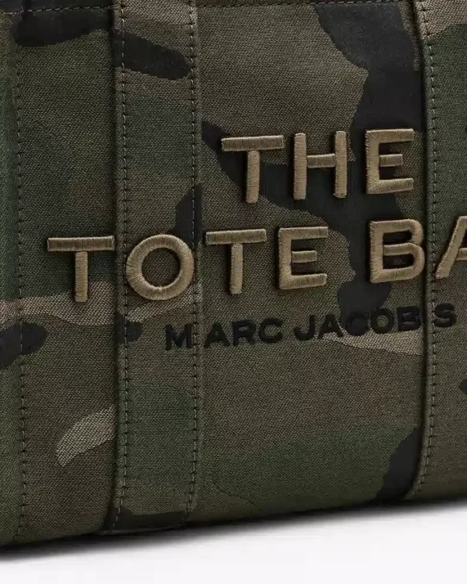 The small Tote Bag made from Jacquard fabric with camouflage pattern The small Tote Bag made from Jacquard fabric with camouflage pattern