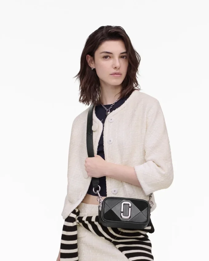 The Snapshot-Tasche aus Wildleder The Snapshot-Tasche aus Wildleder