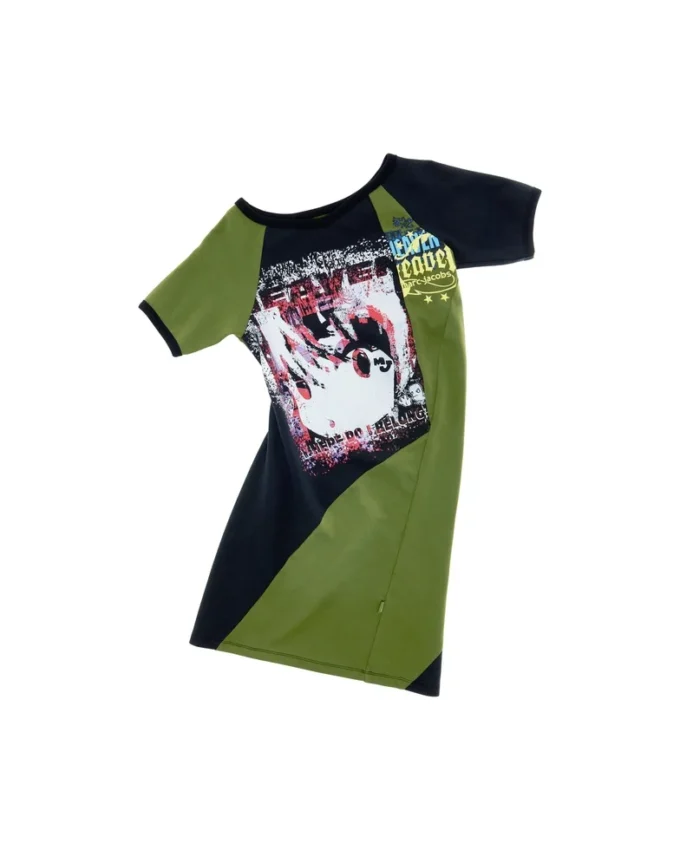 Twisted-T-Shirt-Kleid