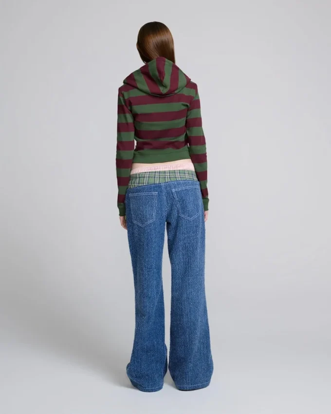 Zerrissene Boxerjeans